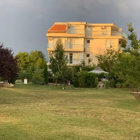 Lilia 4* Nessebar